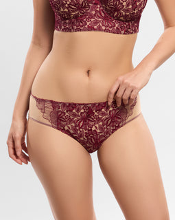 Agathe Shorty Amarante