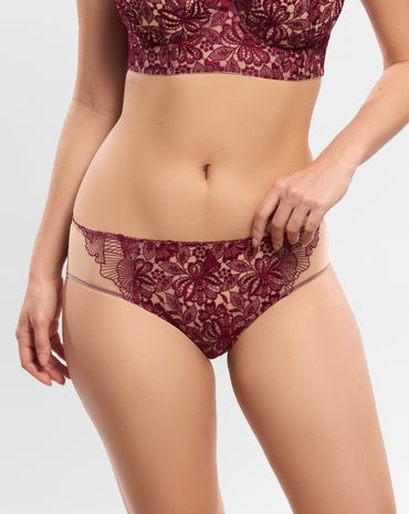 Agathe Shorty Amarante