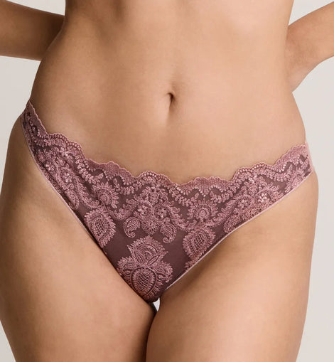 Porcelain Brief Vintage Pink