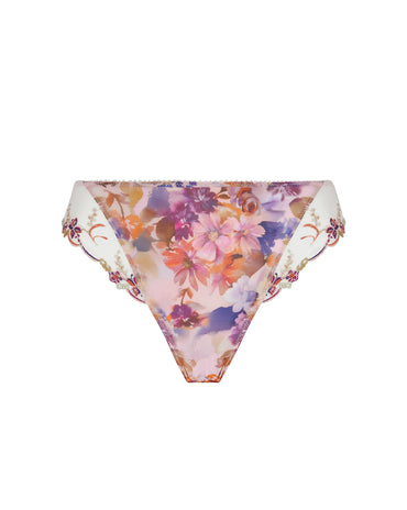 L'HIVER EN FETE  Italian Brief