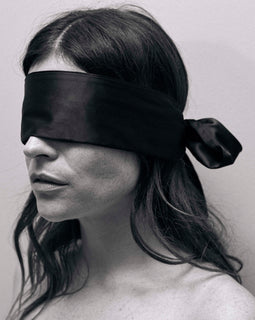 Silk Blindfold/Black